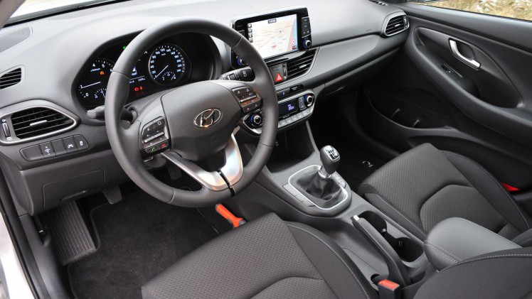 Hyundai lanceert de derde generatie van de Europese i30 hatchback. Een auto die duidelijk aan rijkwaliteiten heeft gewonnen. AutoVandaag deed een rijtest.