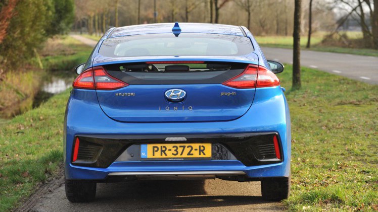Hyundai levert als derde versie van de Ioniq nu de gunstig geprijsde plug-in hybrid.
