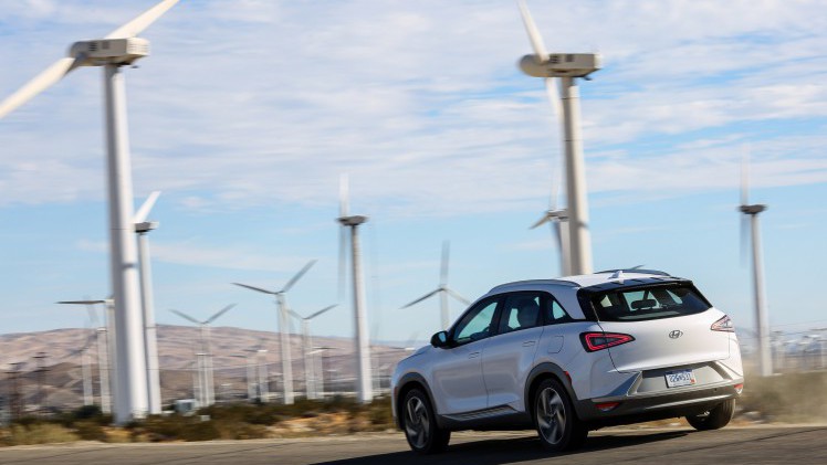 Hyundai onthulde de nieuwe Nexo op waterstof in las Vegas.