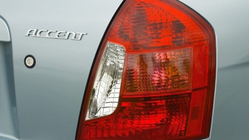 Niet iedere autokoper staat in de rij voor een middenklasser van 25 euromille. Soms is het budget doodgewoon beperkt en als je dan toch nog een beetje ruimte wilt is de keuze beperkt. Maar sinds deze