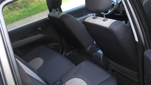 Een vertrouwde speler in het midi-MPV segment is de Hyundai Matrix. Sinds 2001 bevindt deze Koreaan met ontwerpgenen van Pininfarina zich in een nog steeds groeiend segment. Omdat zijn opvolger op kor
