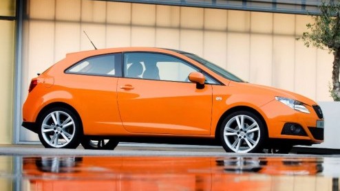 Zondag gaat in Rotterdam de Bavaria City Racing van start. Het is voor Seat  als vaste partner in dit evenement  de gelegenheid om een spectaculaire demo van Tom Coronel in zijn SEAT Leon WTCC-auto