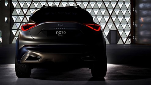 Infiniti Q30 en crossover QX30 gaan vanaf 2015 in productie