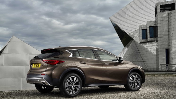 Infiniti introduceert QX30, een crossover op basis van de Q30. De stoere versie is nu onthuld op de Los Angeles Motor Show.