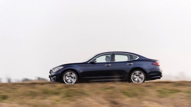 Autotest Infiniti Q70 2.2d diesel geeft carrire Infiniti M een waardig vervolg met veel zuinigere diesel.