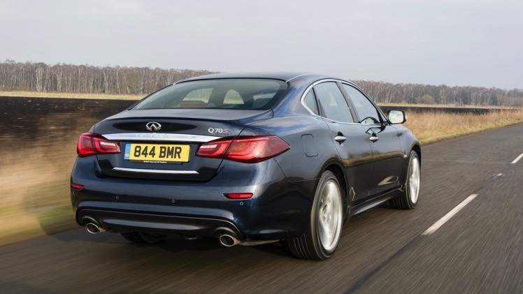 Autotest Infiniti Q70 2.2d diesel geeft carrire Infiniti M een waardig vervolg met veel zuinigere diesel.