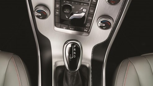 Volvo introduceert Inscription pakket voor XC60, V70, S80 en XC70 met modeljaar 2015.