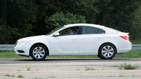 Opels Insignia werd onlangs aan de wereld voorgesteld. Daarvan was al bekend dat naast de sedan ook een Estate onderweg is. Nu kunnen we ook de hatchback onthullen.