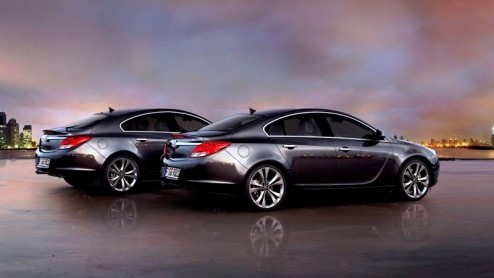 Opel bevestigt vandaag de komst van hun nieuwe vlaggenschip Insignia. De Duitsers pakken goed uit en presenteren de dynamisch gelijnde vier- en vijfdeursversie op de Londen Motorhow, eind juli. Dit na Opel bevestigt vandaag de komst van hun nieuwe vlaggenschip Insignia. De Duitsers pakken goed uit en presenteren de dynamisch gelijnde vier- en vijfdeursversie op de Londen Motorhow, eind juli. Dit na