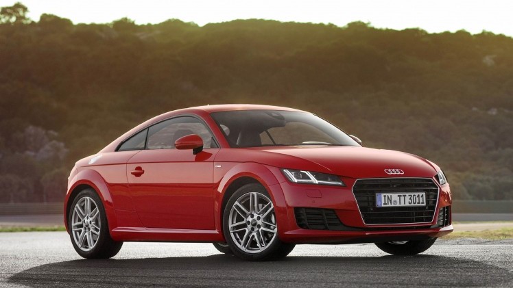Nieuwe Audi TT ook leverbaar met de 1.8 TFSI 180 pk turbomotor. Prijzen zijn nog niet bekend.