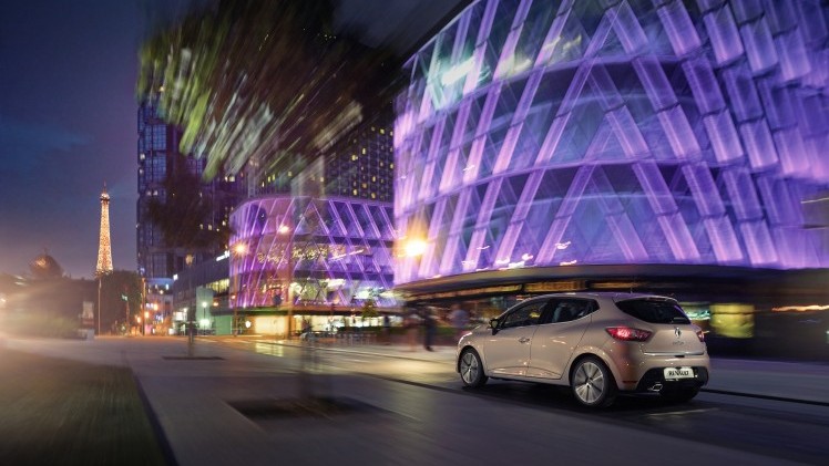 Introductie Renault Clio Initiale Paris uitgesteld vanwege succes in Frankrijk. Deze zomer wel update voor Expression en Dynamique.
