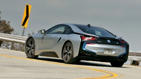BMW i8 rijtest, volledig elektrisch als het moet en maximaal 360 pk.