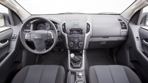 Autotest Isuzu D-Max 2,5 liter turbodiesel in Beekse Bergen