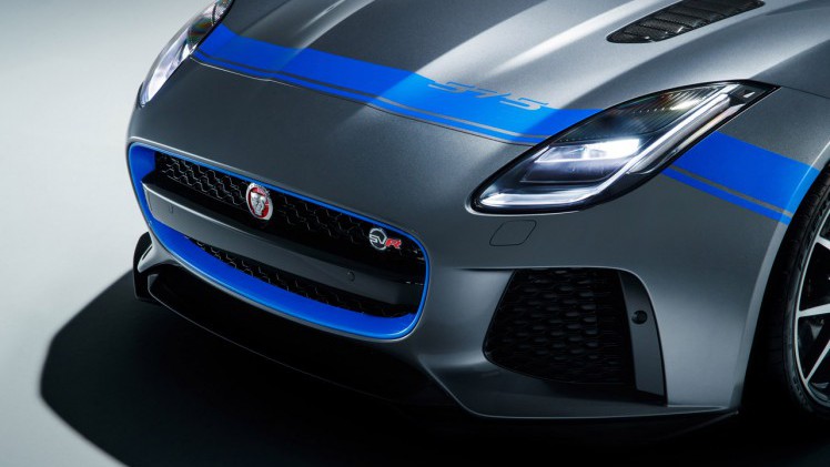 Jaguar lanceert op de F-type SVR een Graphic Pack in diverse kleuren.
