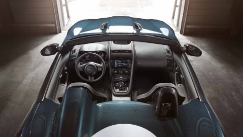 Jaguar F-Type Project 7 wordt door Special Vehicle Operations van Jaguar Land Rover in een oplage van 250 stuks geproduceerd.