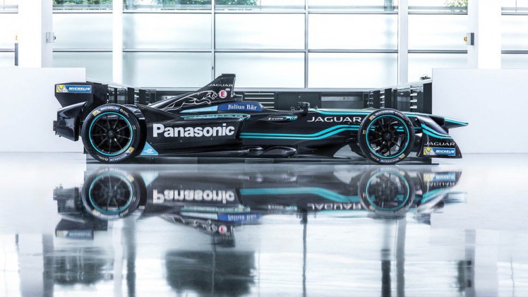 Jaguar keert terug in de autosport met deelname aan de Formule E met het Panasonic Jaguar Racing team. Achter het stuur wellicht ook een Nederlandse rijder.
