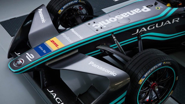 Jaguar keert terug in de autosport met deelname aan de Formule E met het Panasonic Jaguar Racing team. Achter het stuur wellicht ook een Nederlandse rijder.