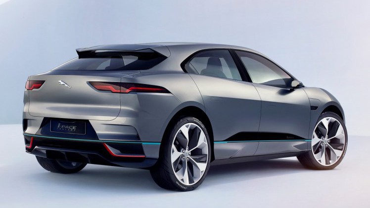 Jaguar presenteert de i-Pace Concept, een voorbode voor een volledig elektrische, sportieve SUV. De prestaties zijn van sportwagenniveau...
