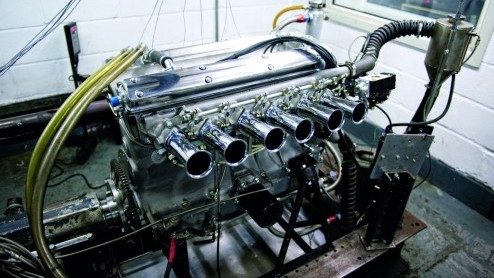 Zes stuks Jaguar Lightweight E-Type gepresenteerd.