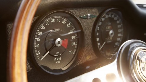 Zes stuks Jaguar Lightweight E-Type gepresenteerd.