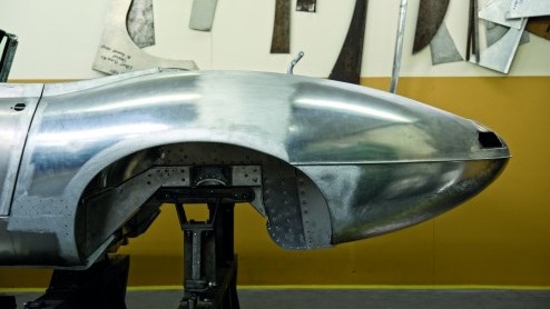 Zes stuks Jaguar Lightweight E-Type gepresenteerd.