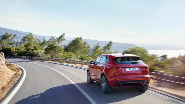Jaguar plaatst de nieuwe, compacte E-pace SUV onder de bestaande F-pace