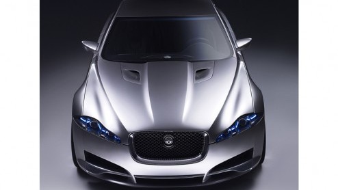 Met de huidige S-type heeft Jaguar nou niet echt een topper in huis. Het ietwat saaie en veels te retro zijnde uiterlijk van de Jaguar heeft nooit echt geleid tot enorme verkoopcijfers. Maar daar gaat