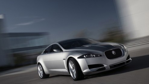 Met de huidige S-type heeft Jaguar nou niet echt een topper in huis. Het ietwat saaie en veels te retro zijnde uiterlijk van de Jaguar heeft nooit echt geleid tot enorme verkoopcijfers. Maar daar gaat