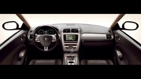 En wederom een wereldprimeur voor de British Motor Show. Nu is het Jaguar die de snelle versie van de XK 8 zal presenteren aan het publiek. Eigenlijk was het de bedoeling dat de auto ook echt dan pas