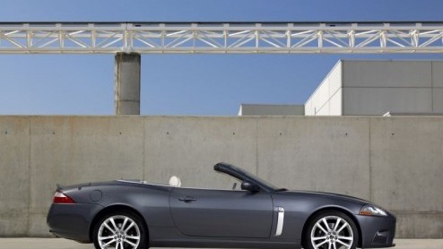 En wederom een wereldprimeur voor de British Motor Show. Nu is het Jaguar die de snelle versie van de XK 8 zal presenteren aan het publiek. Eigenlijk was het de bedoeling dat de auto ook echt dan pas