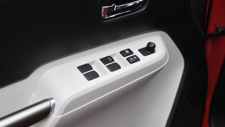 Met het nieuwe model laat Suzuki de Ignis op onderscheidende wijze terugkeren op de markt. Wordt de nieuwe Japanner net zo populair als het vorige model? AutoVandaag zocht het uit met een rijtest.