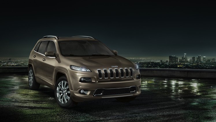 Jeep Cherokee Overland full-options uitgerust en voorzien van de nieuwe 200 pk sterke 2.2 MultiJet diesell.