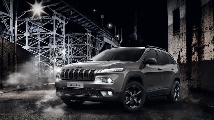 Jeep introduceert Renegade en Cherokee Night Eagle als Europese premiere op de IAA Frankfurt.
