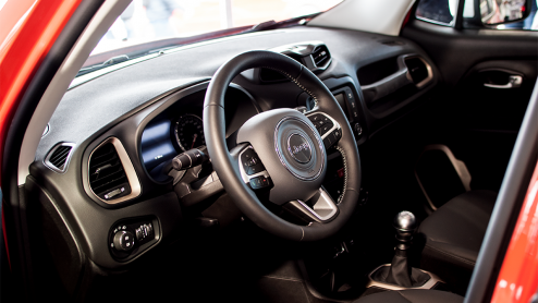 Jeep Renegade Opening Edition zet introductie van de compacte Jeep kracht bij.