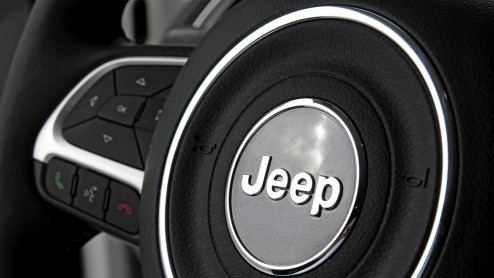 Autotest Jeep Renegade. Gereden met de Jeep Renegade 2.0 Multijet AWD, de kleine maar stoere alleskunner van Jeep.