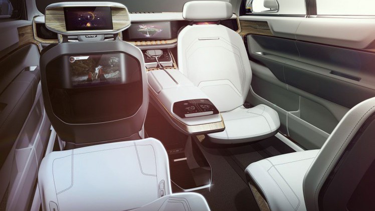 Jeep laat in Shanghai een conceptstudie zien, de Yuntu, die als plug-in hybride in China gebouwd gaat worden.
