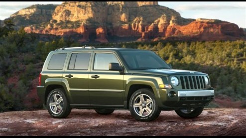 Jeep heeft laten zien dat een SUV niet per definitie een benzineslurper is. Met een standaard Jeep Compass en Patriot werd een tocht van Londen naar Berlijn gereden. Na aankomst in de Duitse hoofdstad