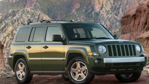 Wederom wordt er een nieuwe, grote SUV gepresenteerd op de autoshow van New York. Deze keer is het Jeep die met een grote benzine verbruikende SUV komt.