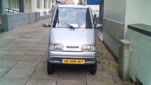 We hebben weer vele fotos mogen ontvangen van lezers die autos op straat hebben gespot. Hieronder een kleine, uiteenlopende compilatie.