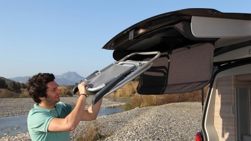 Volkswagen verhuurt Tramper en California voor vakanties via Camper Centrum Nederland.