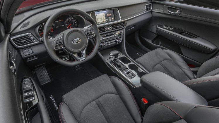 De nieuwe Kia Optima beleefde zijn wereldprimeur op de New York International Auto Show 2015.