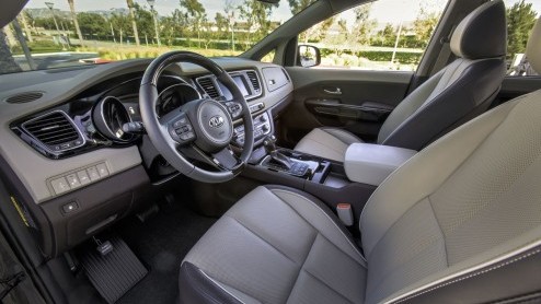 Op de New York Auto Show onthult Kia de Sedona. De opvolger van de Carnival is een heuse fullsize MPV en weer iets groter dan zijn voorganger.