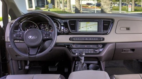 Op de New York Auto Show onthult Kia de Sedona. De opvolger van de Carnival is een heuse fullsize MPV en weer iets groter dan zijn voorganger.