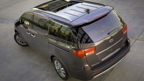 Op de New York Auto Show onthult Kia de Sedona. De opvolger van de Carnival is een heuse fullsize MPV en weer iets groter dan zijn voorganger.