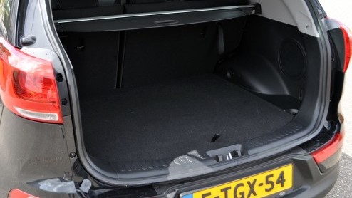 Vier jaar na zijn introductie heeft Kia de Sportage een facelift gegeven.