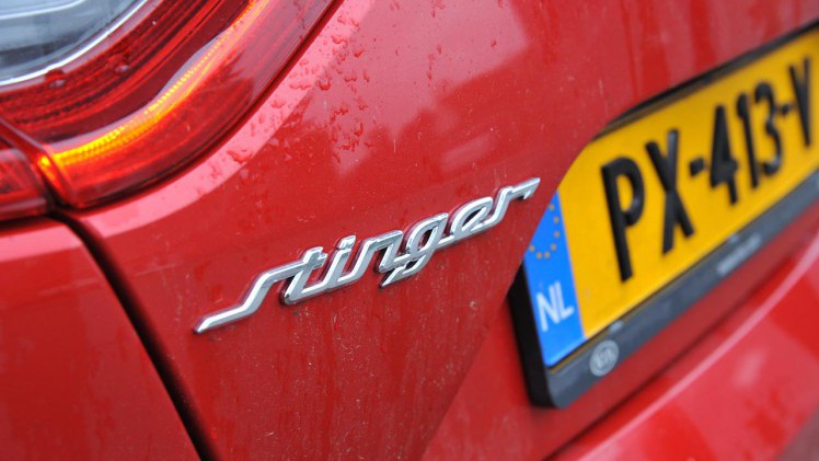 Kia zet met de Stinger een behoorlijk bijzondere auto neer met een brok optimale, traditionele techniek. De BPM maakt serieuze verkoopmogelijkheden van de V6-versie vrijwel onmogelijk.