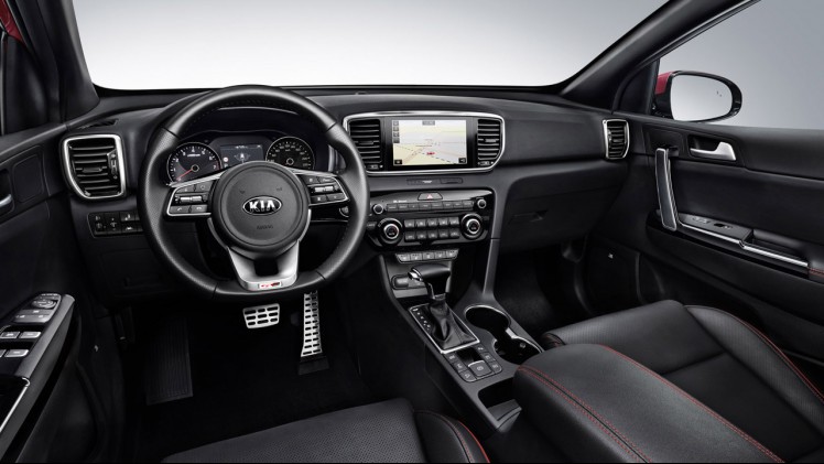 Kia geeft de Sportage een aantal zichtbare wijzigingen en komt vooral met nieuwe technieken.