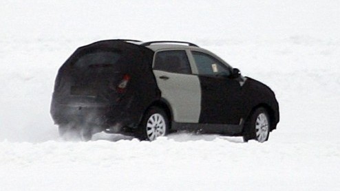 De huidige Kia Sportage loopt alweer mee sinds 2004 en ondanks een facelift beginnen zijn dagen te tellen. Omdat de Koreanen deze midi-SUV als een succesnummer mogen beschouwen is de nieuwe generatie