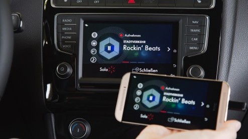 Volkswagen komt met veel nieuwe technieken op het gebied van infotainment. In Ehra-Lessien, waar het testcentrum van Volkswagen zit, mochten we alvast gaan spelen met een paar van de nieuwe systemen.