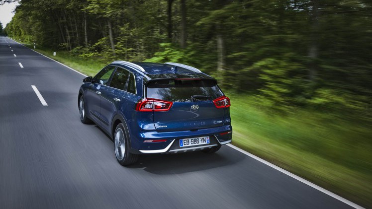 Prijzen en uitvoeringen Kia Niro bekend gemaakt. De Niro Hybride is er vanaf 25.995 euro en komt er in vijf uitvoeringen.